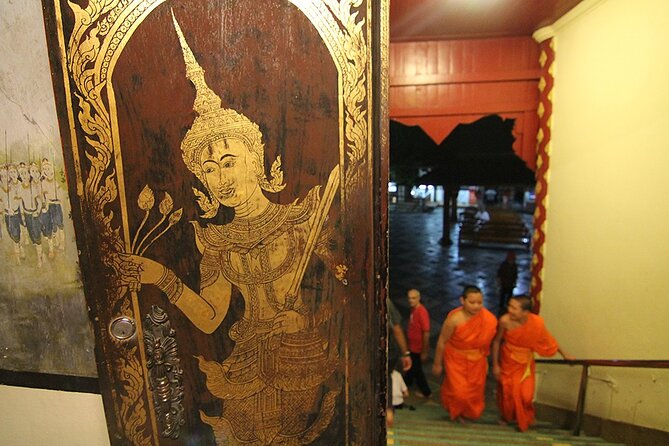 Doi Suthep and Wat Umong Night Tour From Chiang Mai - Should you book this Doi Suthep and Wat Umong Night Tour?