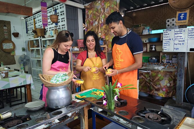 Evening Thai cooking class - What’s included with the $27.58 price, and what you should compare