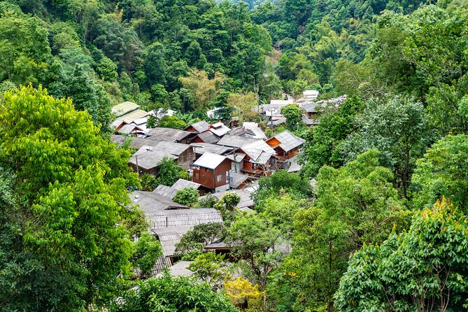 Explore Mae Kampong Village from Chiang Mai City - The real value: private transport + English guide + fees handled