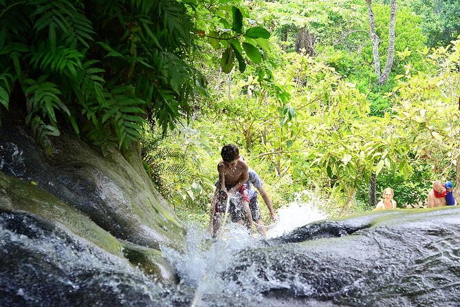 Full Day Chiang Mai Zipline Adventure, Rafting, ATV-ing, and Sticky Waterfall - Transportation and guide support: where the experience can vary