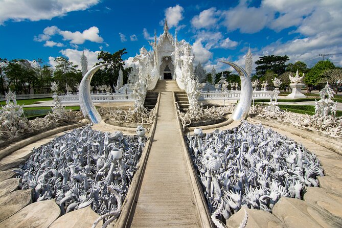 Full Day Chiang Rai 3 Temples White, Blue,Big Bhudha Temples - Blue Temple at Wat Rong Suea Ten: Blue-Gold Beauty and Murals