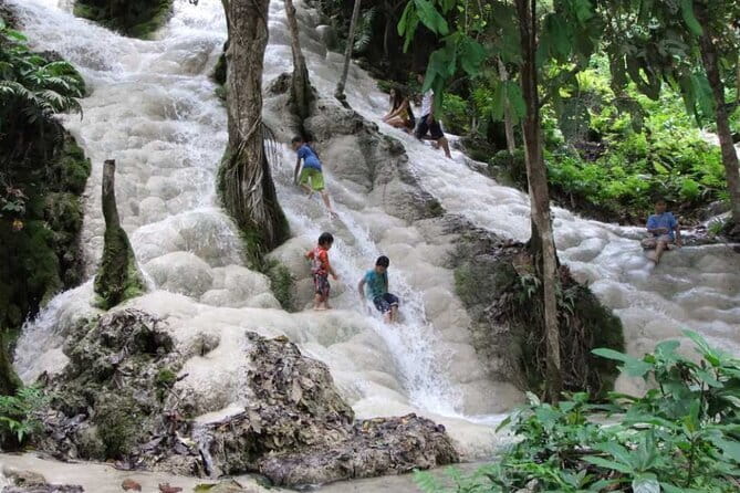 Full Day Elephant Bathing and Bamboo Rafting Tour in Chiang Mai - Elephant Bathing at Mae Tang Camp: Up Close, With Mahouts