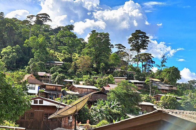 Full-Day Hike and Bike Tour from Chiang Mai - Waterfall break and picnic Thai lunch: the best reason to pace yourself