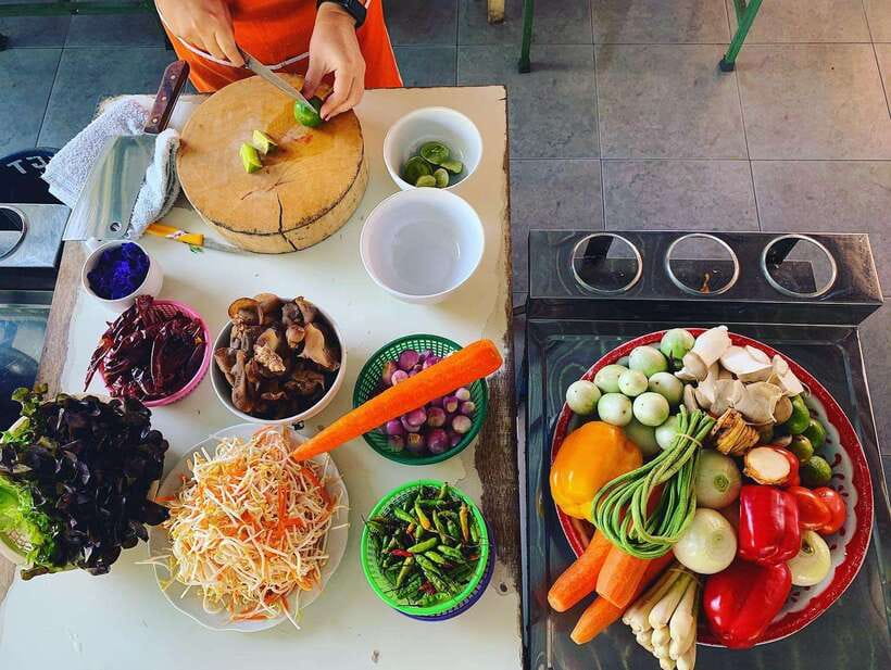 Full Day Thai Cooking Class in Organic Farm and Market - Cooking 5–6 dishes: what you’ll actually make