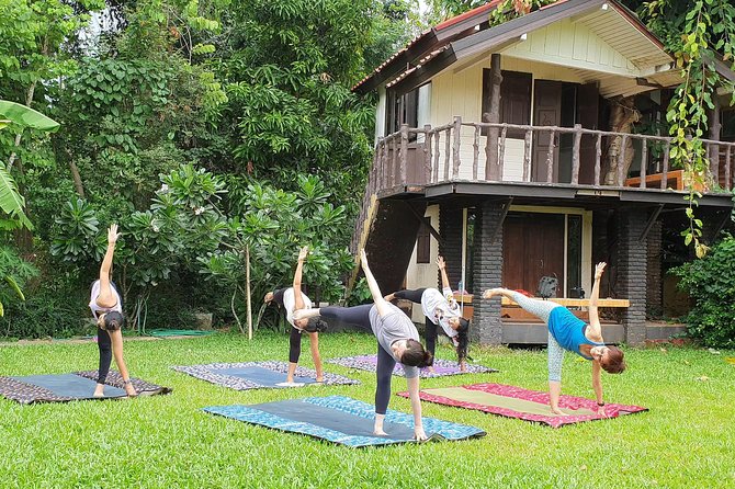 Full Day Yoga, Meditation, and Thai Cultural Immersion in Chiang Mai - Morning Mindfulness: Walking First, Sitting Second