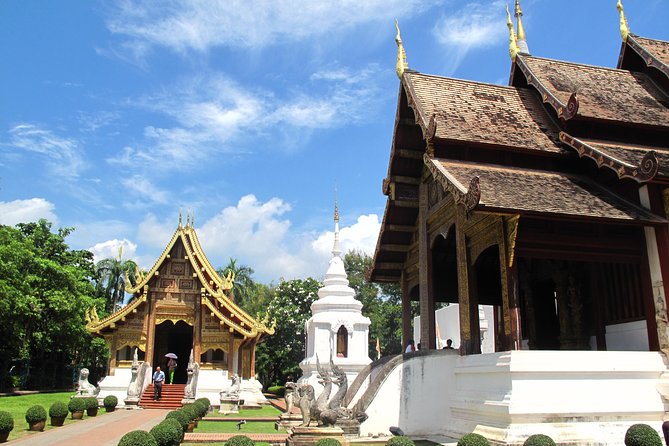 Half Day Chiang Mai City Temples & Museum Tour - Group or Private - A Half-Day Temple Circuit That Keeps You Moving (and Comfortable)