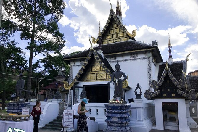 Half day Doi Suthep Temple and city temples (Private tour) - Should you book this private Doi Suthep and city-temples tour?
