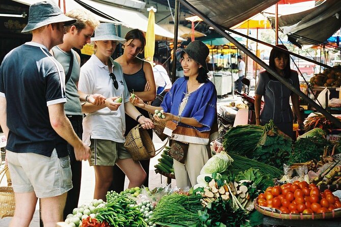 Half Day Guided Thai Cooking Class in Chiang Mai - Ingredients Matter: Organic and Local Sourcing