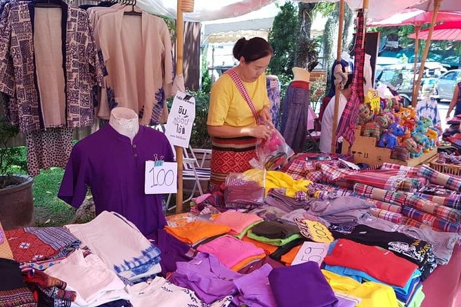 Half Day Traditional Handicraft Craftsmanship Tour from Chiang Mai - Stop 2: San Kamphaeng Road and the Silk-Weaving Workshop Feel