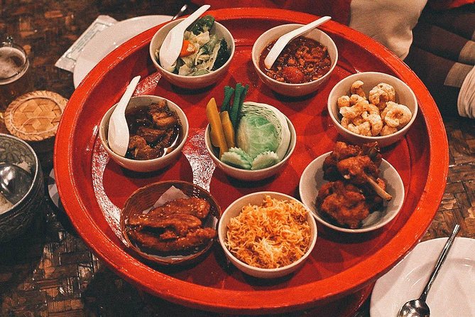 Khantoke Dinner Experience & Cultural Dance Show with Transfers - Stop 2: Khum Khantoke Chiangmai, etiquette, and the food you’ll actually taste