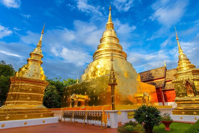 Long Neck Village, Silver Temple & Chiang Mai Top Cultural Sites - Karen Long Neck Village: Meeting the Karen Padaung Way of Life