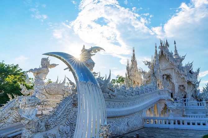 Long Neck Village, White & Blue Temple, Black House Day Tour From Chiang Mai - Wat Rong Khun (White Temple): Stunning, Busy, and Dress-Code Serious