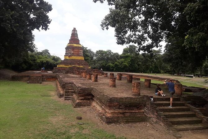 No.1 Chiang Mai: 4-Hour ancient city "Wiang Kum Kam" Cycling Tour - The lunch payoff: Thai-style food without the usual planning headache
