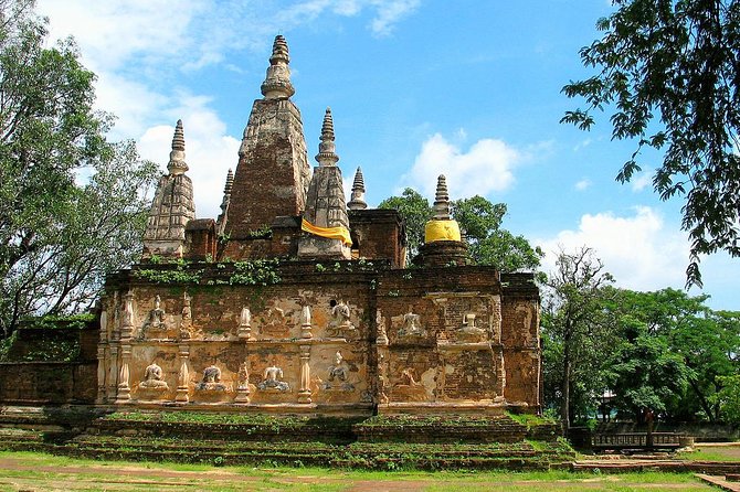 Private Chiang Mai City Tour including Wat Doi Suthep, Wat Suan Dok (SHA Plus) - Wat Phra Singh: the Lion Buddha monastery with monks living there