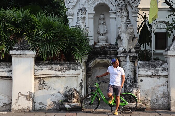 Private Chiang Mai Half-Day Bike Tour - Silver Temple finish: plated silver that shifts with the light