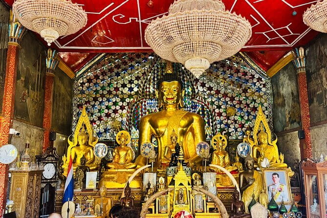 Private Doi Suthep Temple Handicraft Center and Sticky Waterfall - Lunch and small comforts that keep the day from slipping