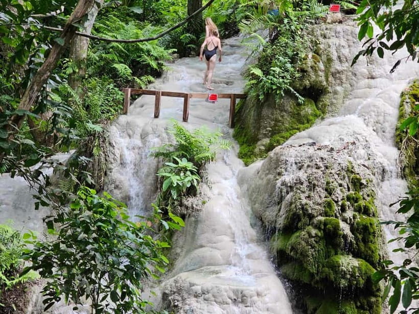 Private : Sticky Waterfall & Secret Temple & Karen Village. - Bua Thong Sticky Waterfall: The Gecko-Hands Climb (and How Wet You’ll Get)