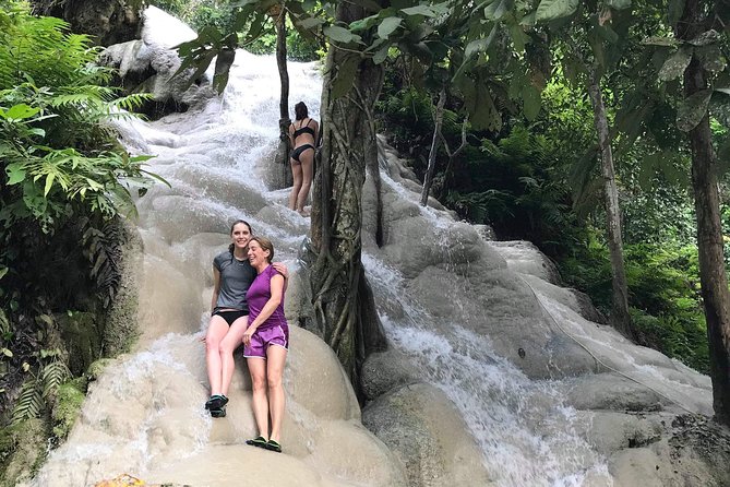 Private tour Chiang Dao cave ,Temples,Sticky waterfall - Key Highlights You’ll Actually Feel During the Day