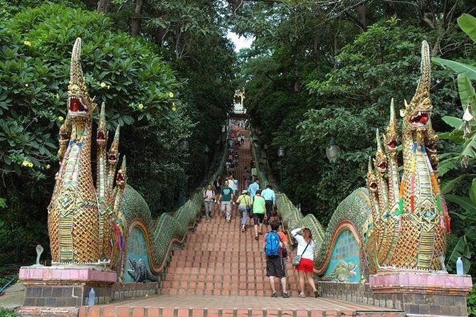 Private Tour: Chiang Mai City and Temples - Wat Suan Dok: small white memorial chedis and royal family connections
