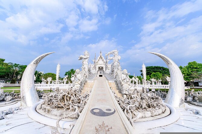 Private Tour: Chiang Rai Golden Triangle Day Trip from Chiang Mai - Getting from Chiang Mai to Chiang Rai: long drive, real northern scenery