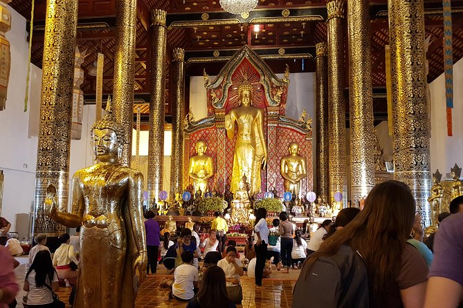 Private Tour: Sightseeing City walking Tour - Guide quality: the real reason Oat and Lanna-style narration lands