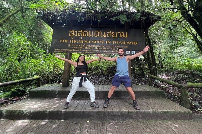 Private Tour to Doi Inthanon including Twins Pagodas and Hiking - Ang Ka Nature Trail Boardwalk Through Cloud Forest