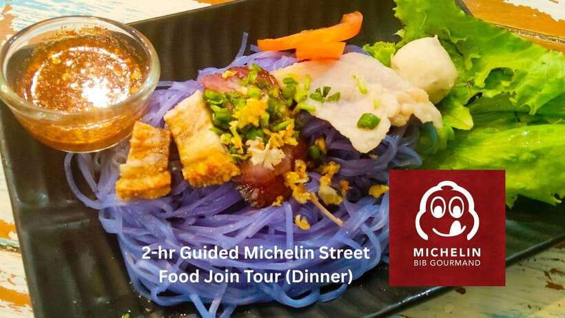 Taste of Chiang Mai: Michelin Guide & Street Food Tour - The dinosaur fried dough stop: why crisp street textures win