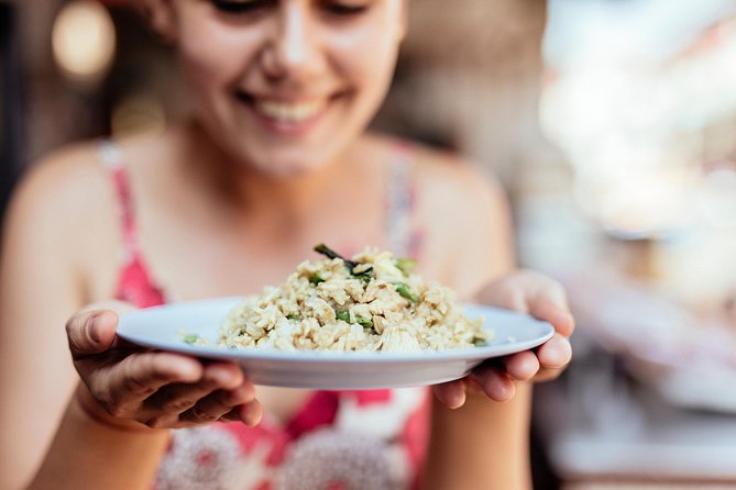 The 10 Tastings of Chiang Mai With Locals: Private Street Food Tour - Starting at Mountain View Guesthouse: convenient, but do your part
