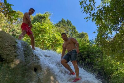 The Original Sticky Waterfalls Tour Chiang Mai Thailand - Morning Breaks at Tha Phae Gate and the Mae Taeng Coffee Stop