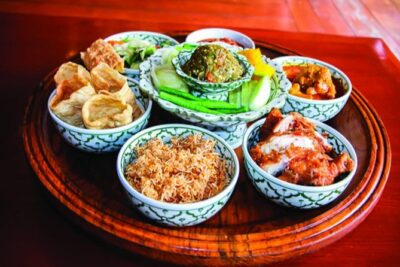 Traditional Khum Khantoke Dinner from Chiang Mai with Cultural Dance Show - Getting to Old Chiang Mai Cultural Center with pickup that keeps the night easy
