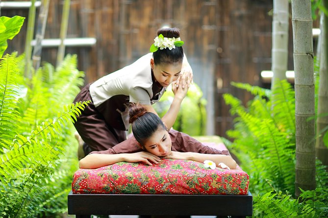 Traditional Thai Massage at award winning Fah Lanna Spa - Old City branch - Before the massage: herbal drink consult and your quick costume change