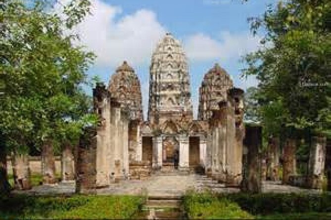 Unseen Sukhothai Province 2 Days 1 Night Private Tour - Si Satchanalai Historical Park: Mahathat temple plus tram access