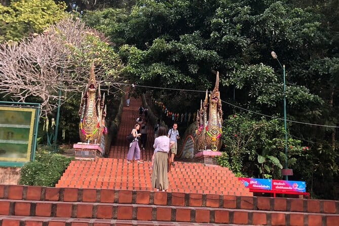 Wat Doi Suthep And Wat Pha Lat Evening Tour - Pickup, Timing, and How the Route Flows