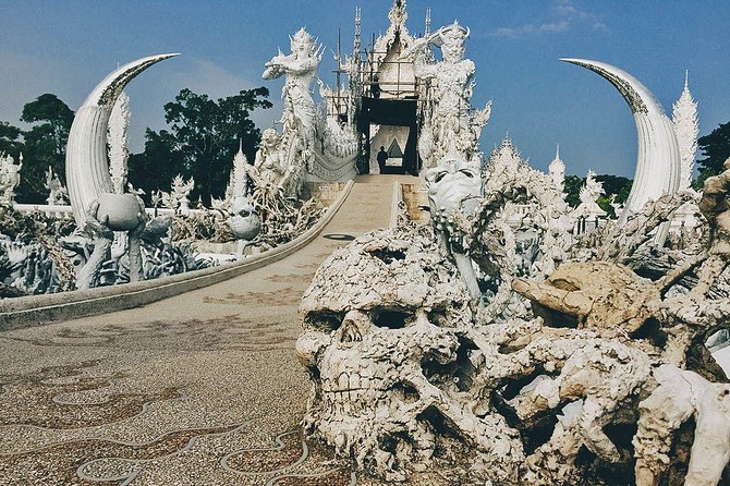 White Temple, Black House Museum and Hot Spring Tour from Chiang Mai (SHA Plus) - Should you book this White Temple, Black House, and hot spring tour?
